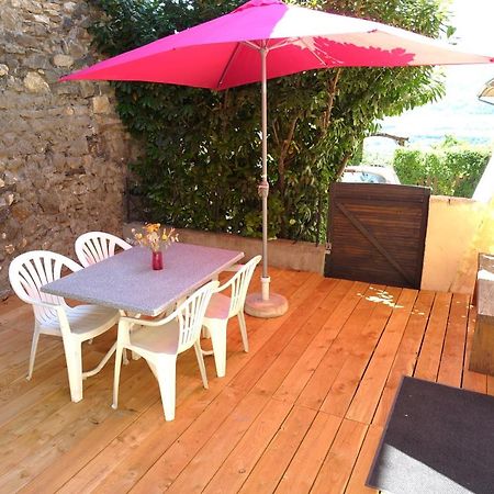 Appartement Spacieux Avec Terrasse Saint-André-dʼEmbrun Eksteriør bilde