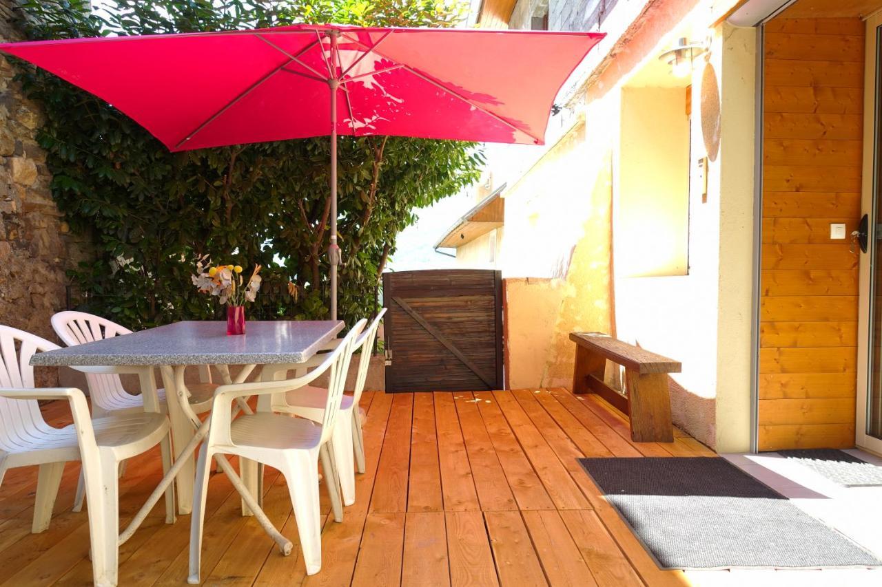 Appartement Spacieux Avec Terrasse Saint-André-dʼEmbrun Eksteriør bilde