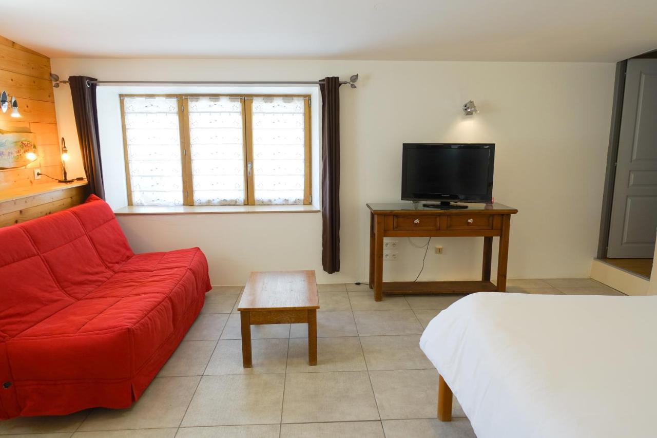 Appartement Spacieux Avec Terrasse Saint-André-dʼEmbrun Eksteriør bilde